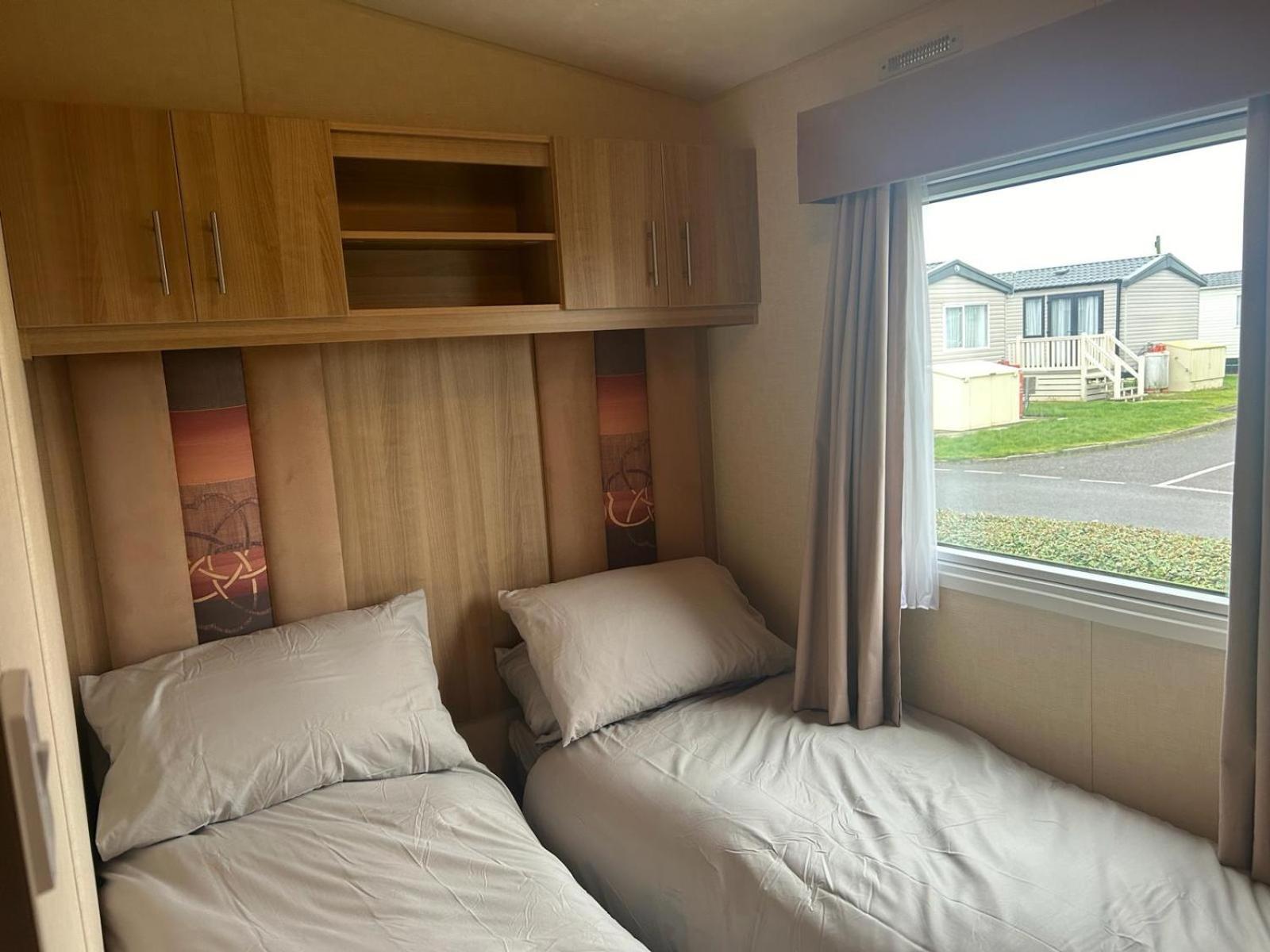 Villa Sunny Escape Selsey Esterno foto