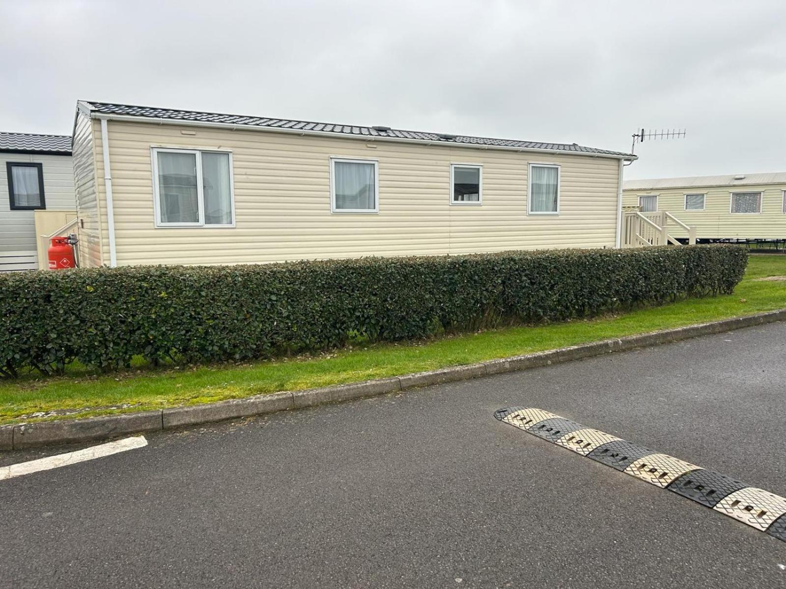Villa Sunny Escape Selsey Esterno foto